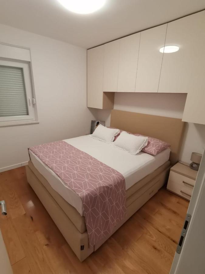 Apartman Rita Appartamento Makarska Esterno foto