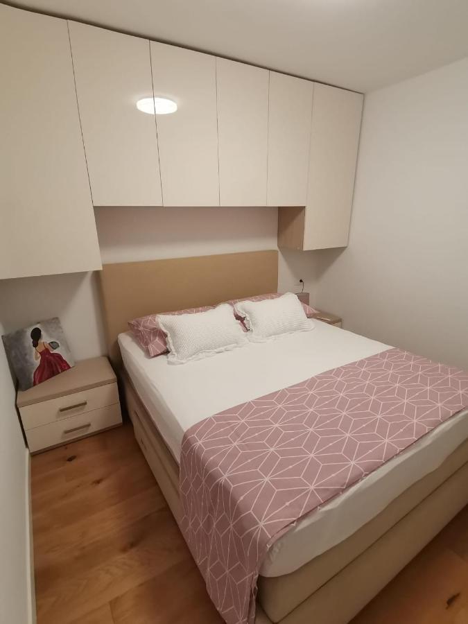 Apartman Rita Appartamento Makarska Esterno foto